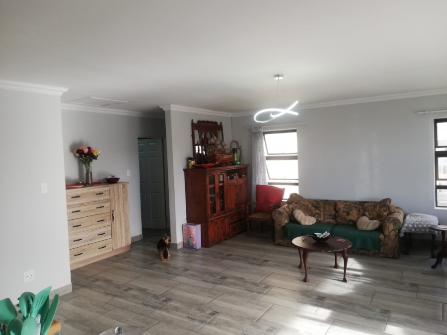 To Let 2 Bedroom Property for Rent in Dana Bay Western Cape